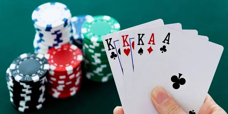 Luật Chơi Tiến Lên Miền Nam Dễ Hiểu Giao Diện Rõ Ràng Tại AW8 2 Luật chơi Tiến lên miền Nam đơn giản dễ tiếp cận